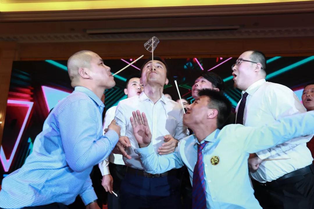 熱烈慶?!白兏飫?chuàng)新 揚帆未來”北京中成康富2019年合伙人年會勝利召開 熱烈慶?!白兏飫?chuàng)新 揚帆未來”北京中成康富2019年合伙人年會勝利召開